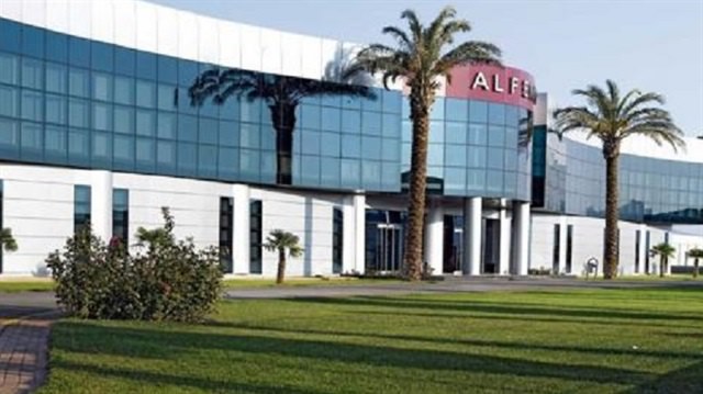 Mobilya devi Alfemo'ya da kayyum atandı