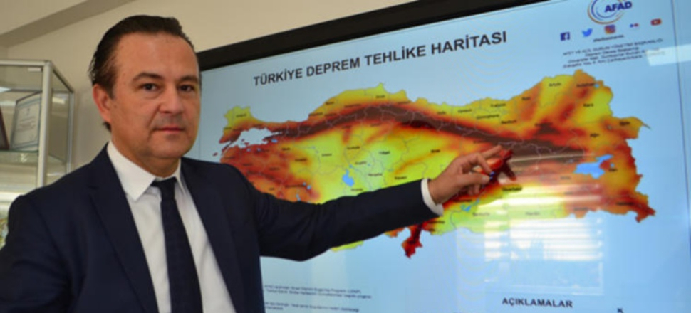 "Kuzey Anadolu fay hattı  kırıla kırıla batıya doğru göçtü!"