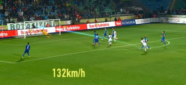 Adriano'nun bazukası 132 km/s hızda!