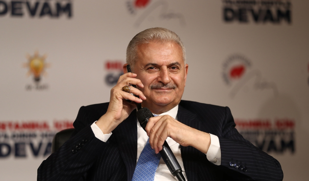 Binali Yıldırım üniversiteli gençlerle buluştu!