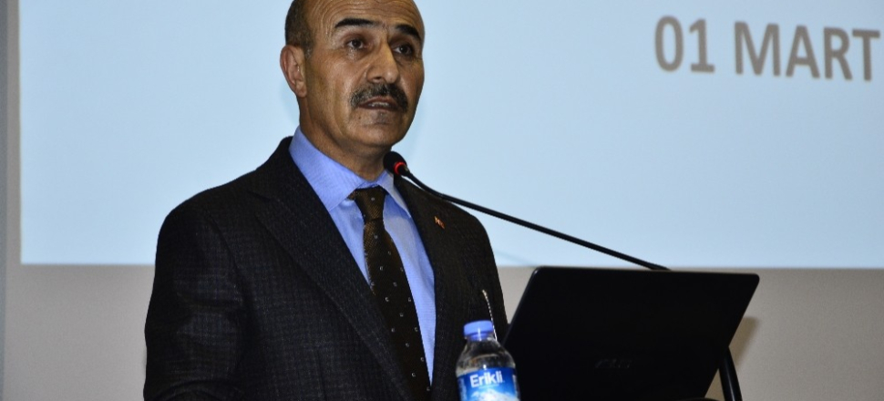 Adana'da Vali Mahmut Demirtaş muhtarlarla bir araya geldi