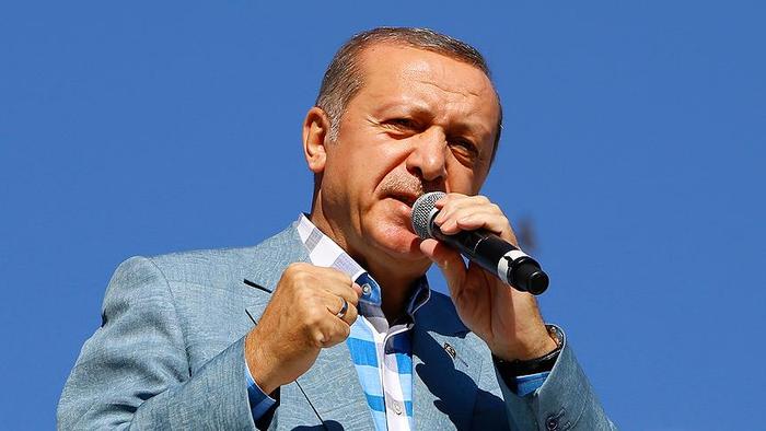 Darbecileri püskürten kahraman Kazan halkı Erdoğan'ı bu sloganla karşıladı
