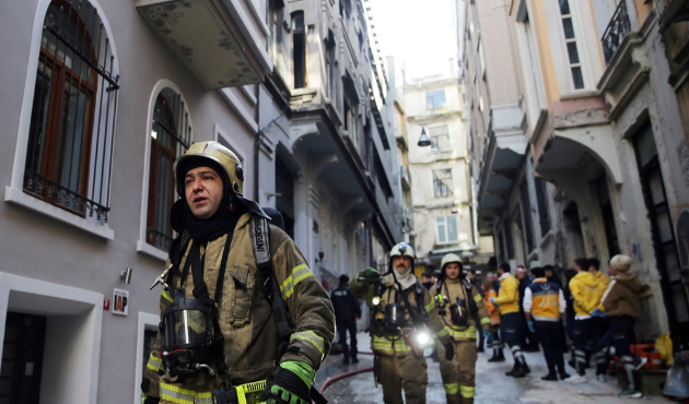 Beyoğlu'ndaki yangınla ilgili 1 kişi yakalandı!