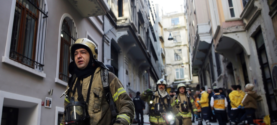 Beyoğlu'ndaki yangınla ilgili 1 kişi yakalandı!