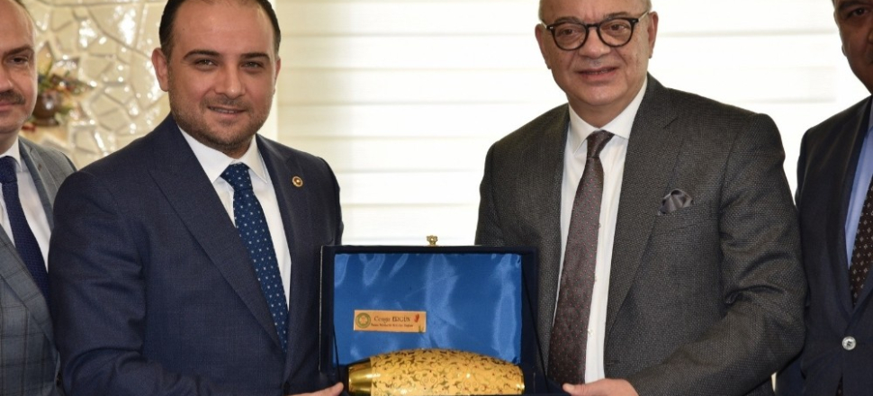 Manisa'da Başkan Cengiz Ergün, Milletvekili Murat Baybatur’u ağırladı