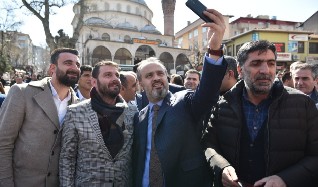 Bursa'da Alinur Aktaş’tan miting gibi açılış