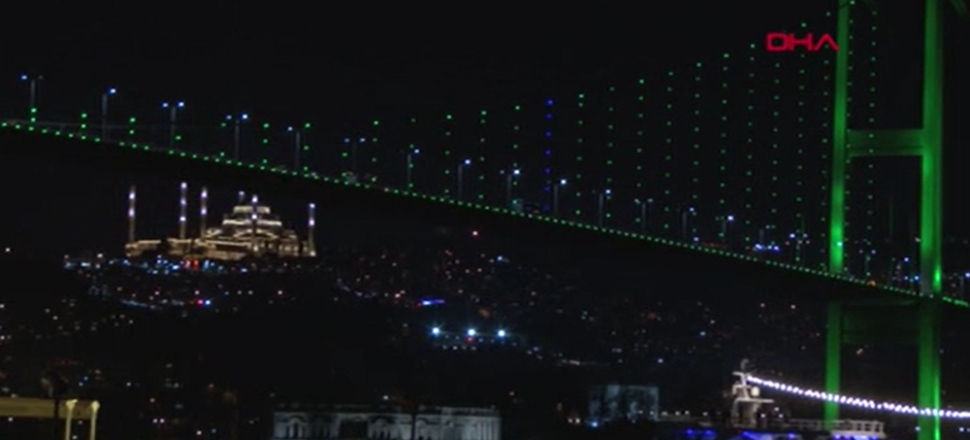 Çamlıca Cami'nde ışık testleri yapıldı...