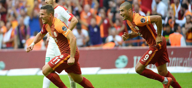 Sneijder yoksa Podolski var!
