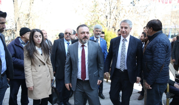 Ankara'da Sincan Belediyesi, AK Parti’li Mücahit Yanılmaz’ı ağırladı