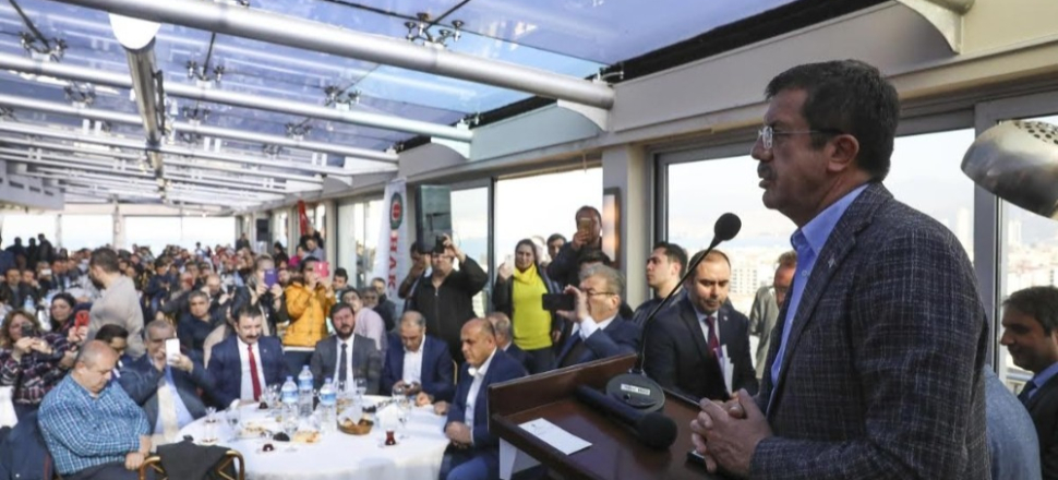 İzmir'de Nihat Zeybekci: "Kimseyi işten çıkarmayacağız"