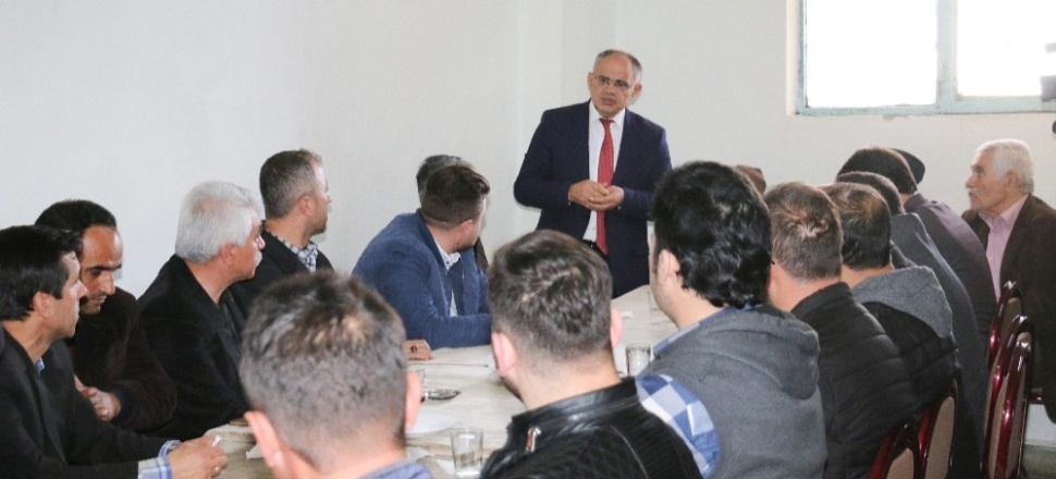 Kayseri'de Başkan Esat Öztürk Esnaflarla Kahvaltıda Buluştu