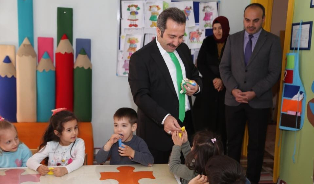 Aksaray'da Vali Ali Mantı Kur’an Kursu öğrencileriyle buluştu