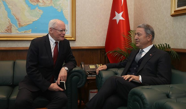 Bakan Akar ile Jeffrey Suriye'yi görüştü...