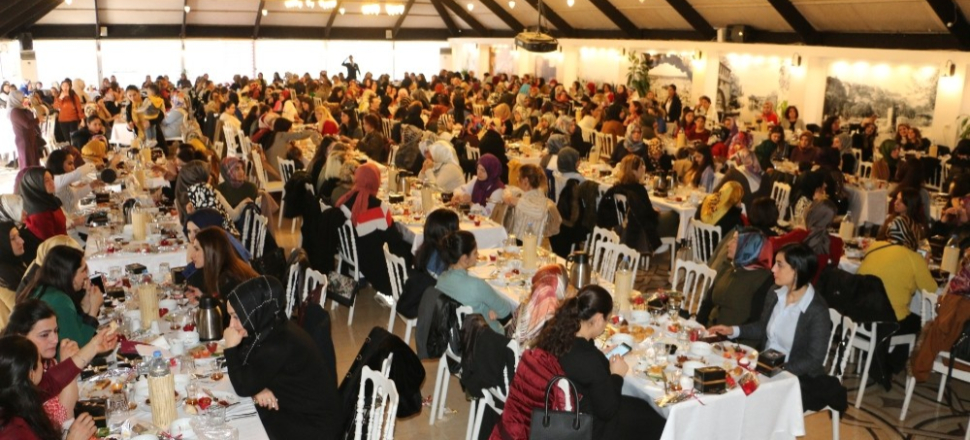 Şanlıurfa'da Başkan Nihat Çiftçi kadınlara seslendi