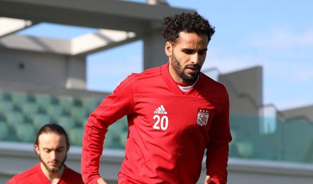 Galatasaray yeni sezonun ilk transferini bitirdi!