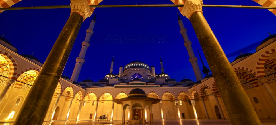Çamlıca Camii'ne bir de böyle bakın!