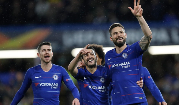 Chelsea tur kapısını araladı...