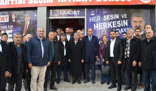 Adıyaman'da CHP adayı Vakkas Acar’dan parti seçim bürolarına ziyaret
