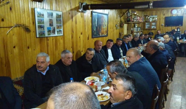 Kütahya'da Yükseli Aydın, Daday’da muhtarla bir araya geldi