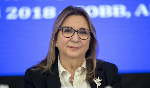 Bakan Pekcan'dan kadınlara: 'Cam tavanı kırın"