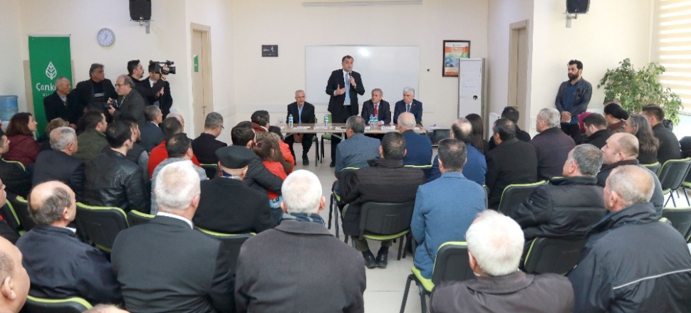 Ankara'da Başkan Alper Taşdelen Karaisalılarla buluştu
