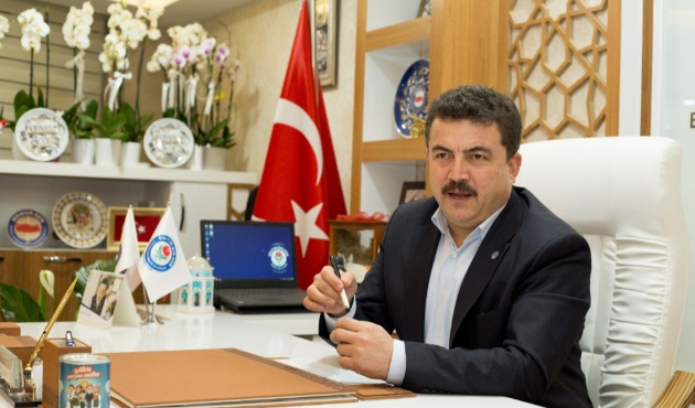 Bursa'da Eğitim Bir Sen’den Üstün Dökmen’e tepki