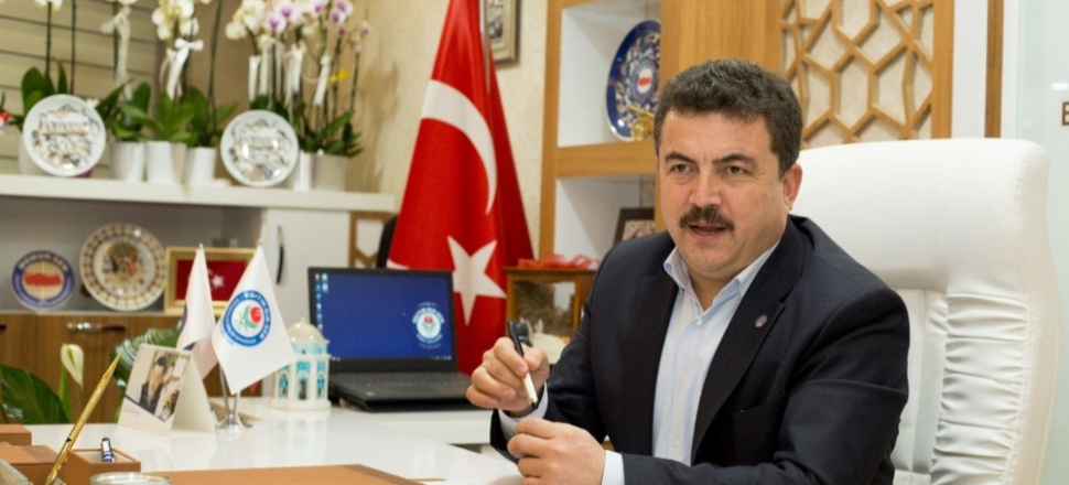 Bursa'da Eğitim Bir Sen’den Üstün Dökmen’e tepki