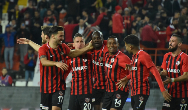Gazişehir Gaziantep, Elazığspor'u rahat geçti...