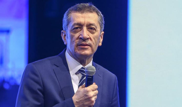 Bakan Selçuk'tan yenilik müjdesi: Ortaöğretimle...