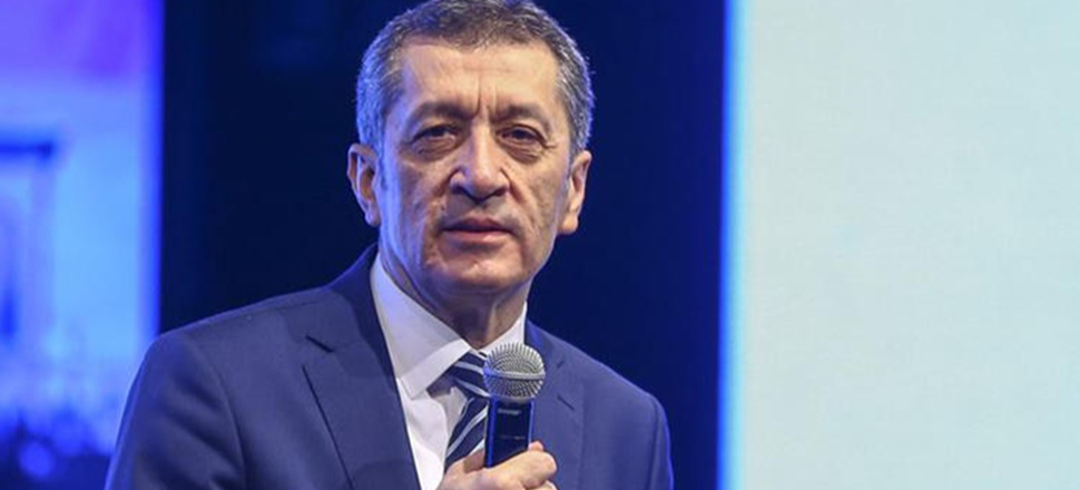 Bakan Selçuk'tan yenilik müjdesi: Ortaöğretimle...