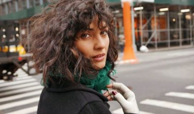 Tuba Büyüküstün'den takipçisine ders gibi cevap!