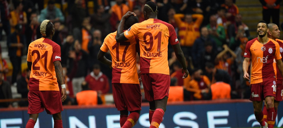 Galatasaray, Antalyaspor'a gol yağdırdı! 5-0