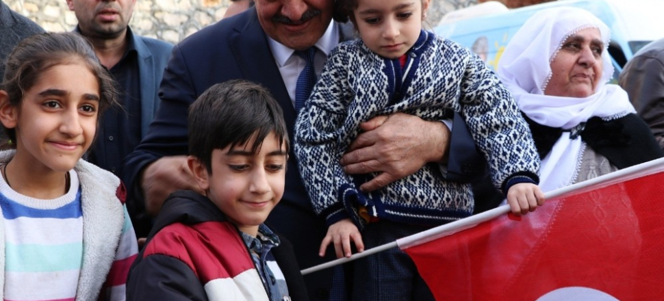 Malatya'da Ali Ekinci davul zurna ile karşılandı