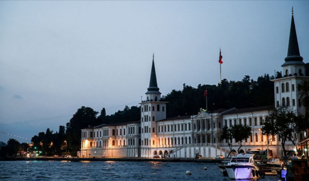 FETÖ bin komutan adayını ordudan kopardı!