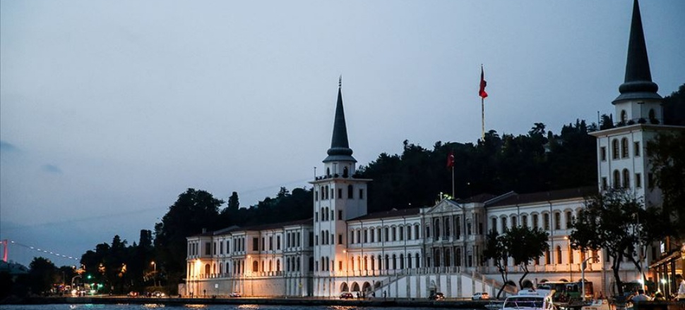 FETÖ bin komutan adayını ordudan kopardı!