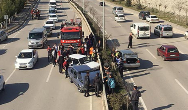 Kaza izlerken kaza yaptılar...