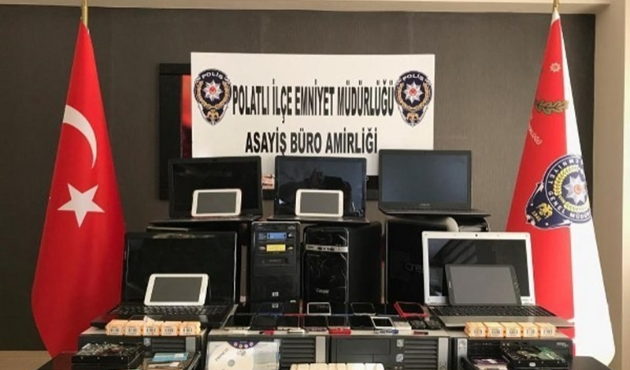 Onlarca gözaltı var...