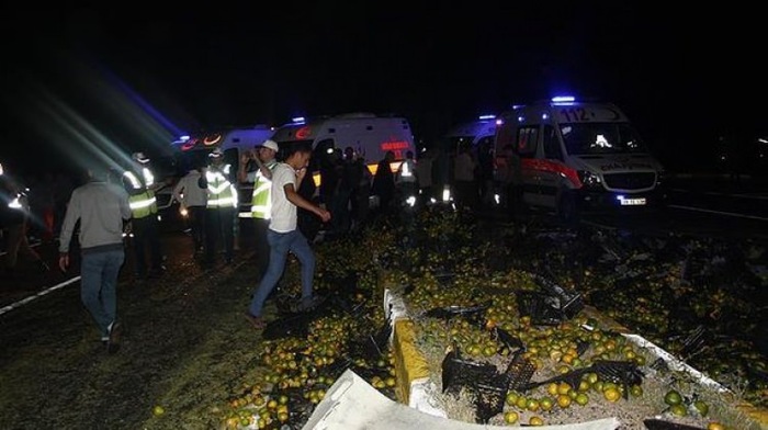 Ankara'da feci kaza: 24 yaralı!