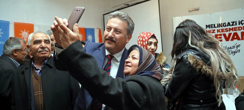 Kayseri'de Başkan Mustafa Palancıoğlu Esentepe mahallesinde