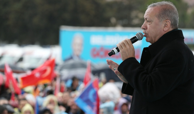 "Birilerine peşkeş çekiliyor!"