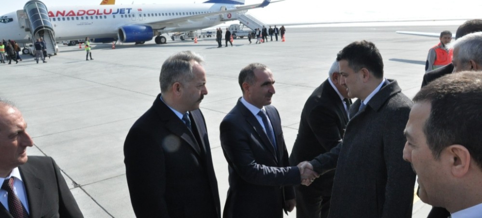 Bakan Bekir Pakdemirli Kars’ta