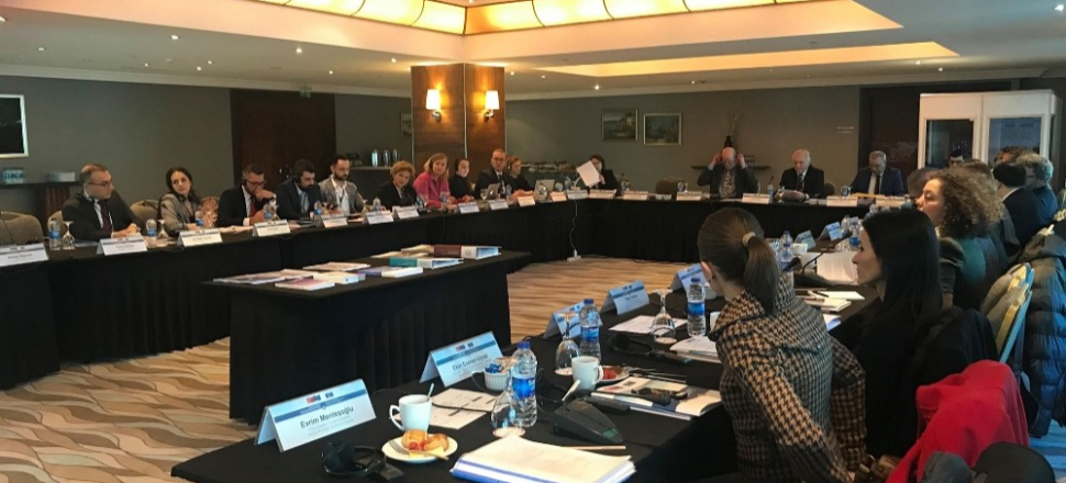 Mersin'de Av. Ezgi Özkan: “İnsan haklarına sahip çıkmak ilk görevimizdir”