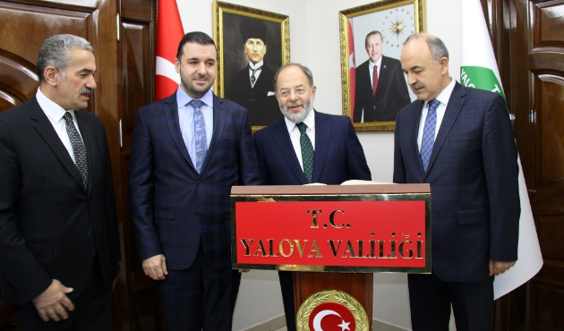 Yalova'da Recep Akdağ: “CHP karşı çıkma üzerine bina edilen bir partidir”