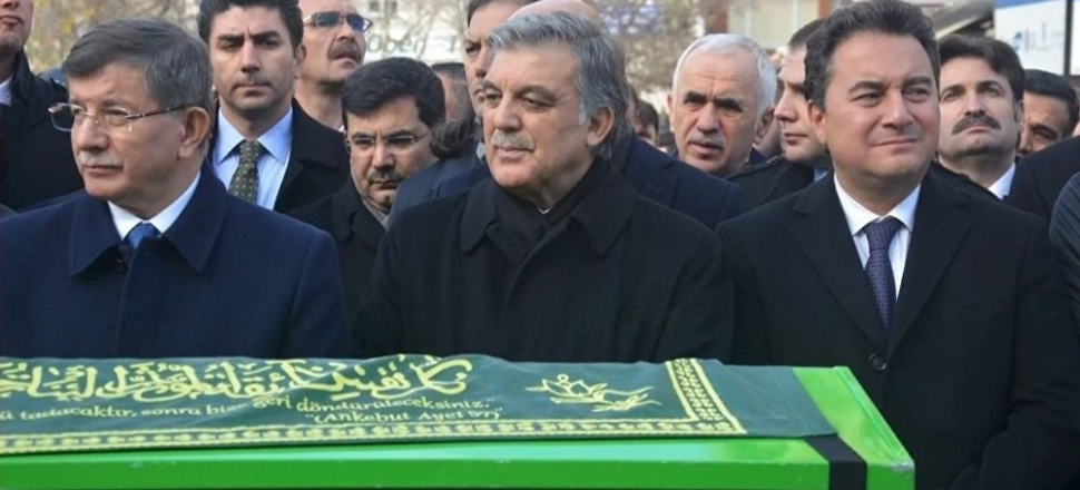 "Yeni Bir Parti" kepenkleri kapattı!