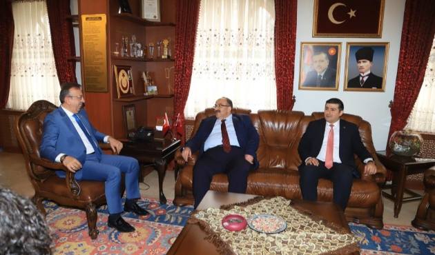 Nevşehir'de İŞKUR Genel Müdürü Cafer Uzunkaya, Seçen’i ziyaret etti