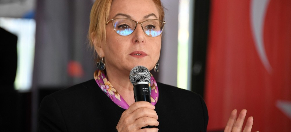 Mersin'de Ayfer Yılmaz, muhtarlarla buluştu
