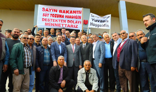 İzmir'de Bakan Bekir Pakdemirli’den Torbalı’ya müjdeler