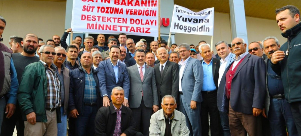 İzmir'de Bakan Bekir Pakdemirli’den Torbalı’ya müjdeler