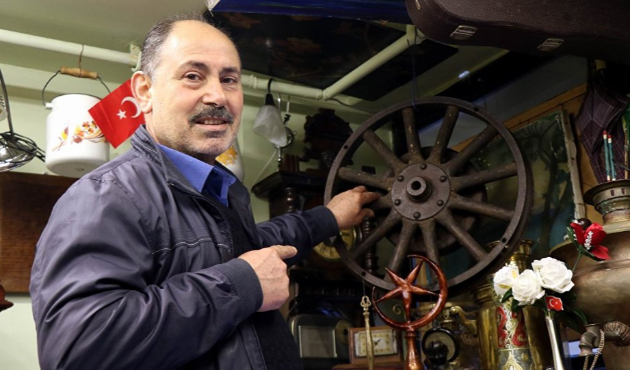 Atatürk’ün otomobilinin jantı 55 bin TL'ye satışta