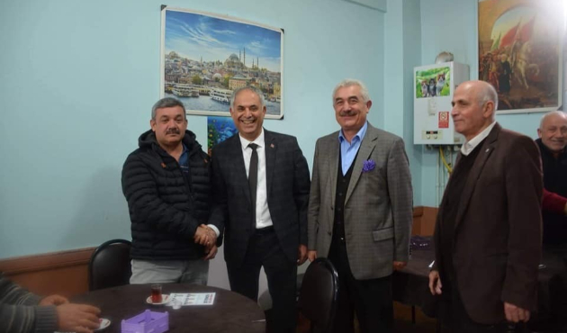Bilecik'te Başkan Mustafa Yaman meclis üyesi adaylarıyla esnafı gezdi